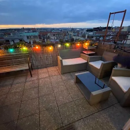 Luxury 72 Meters Penthouse Panoramic View Lägenhet